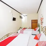 OYO 249 Hotel Astria Graha