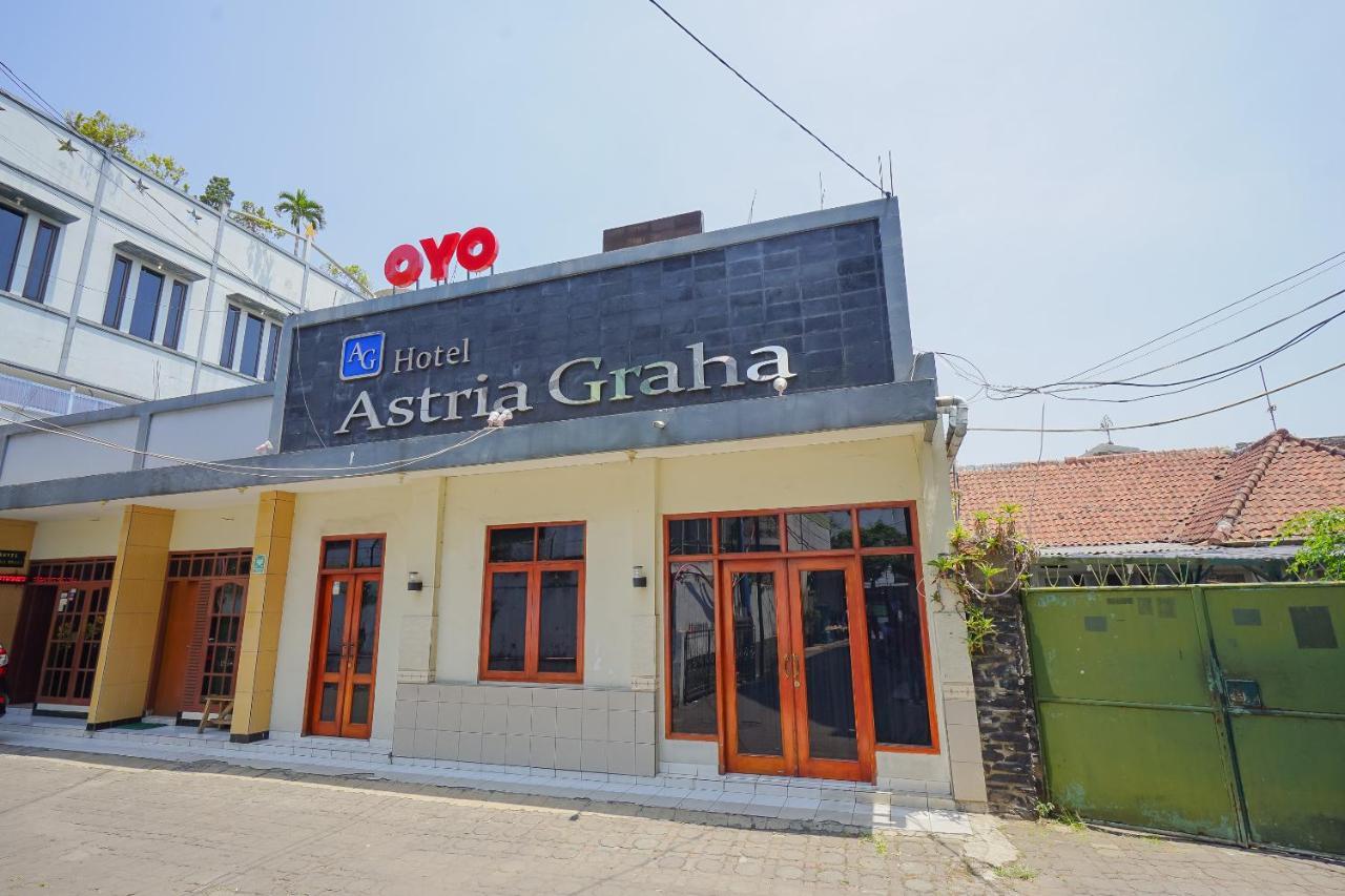 Hotel Oyo 249 Astria Graha 2*
