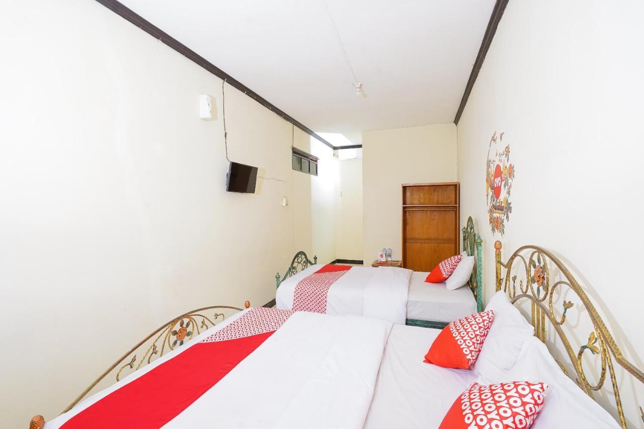 Oyo 249 Astria Graha Bandung