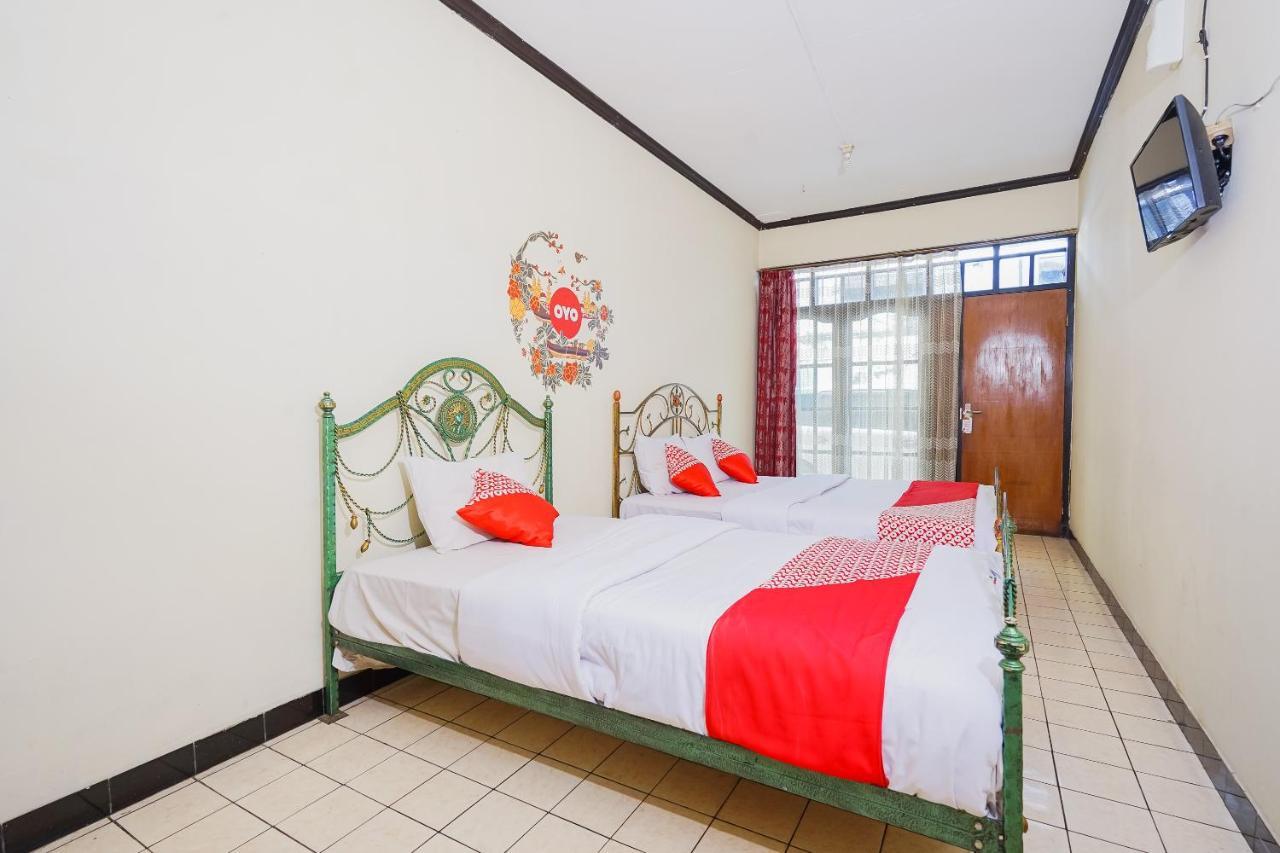 Hotel Oyo 249 Astria Graha Bandung